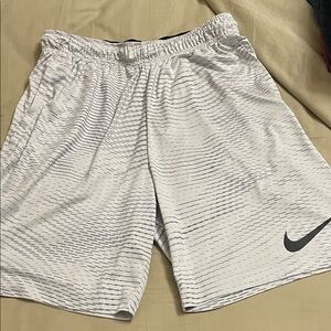 Nike Men's White Patterned Athletic Shorts